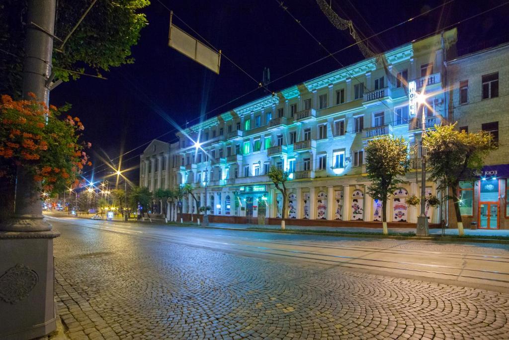 Hotel Vinnytsia Sawoy Экстерьер фото
